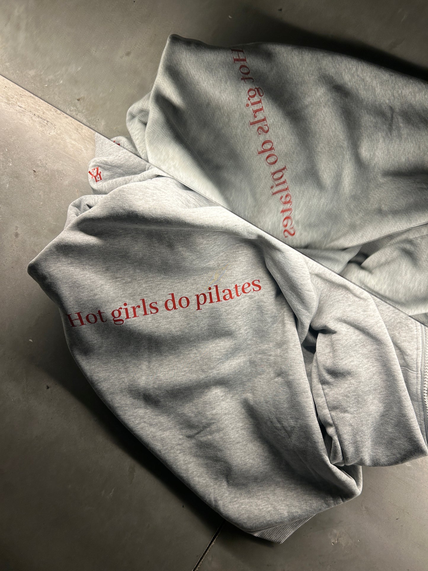 Hot girls - sweater