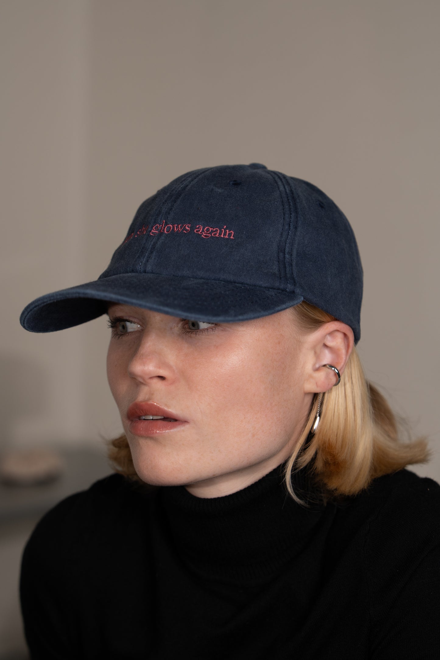 There she glows again